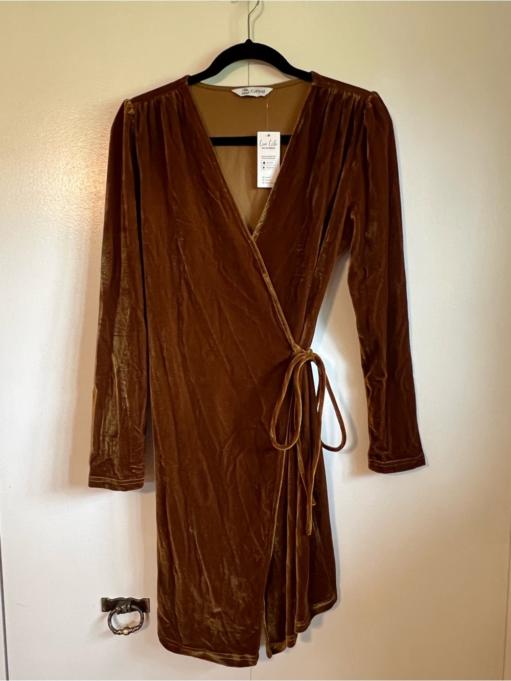 Cupshe Velvet Wrap Dress in Brown